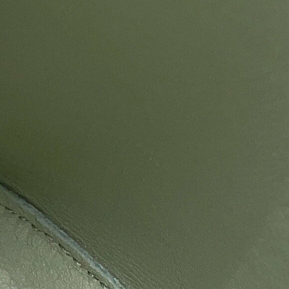 LOEWE Dice Pocket Shoulder Bag Classic calf Light Green C630R12X01 - Picture 6 of 8